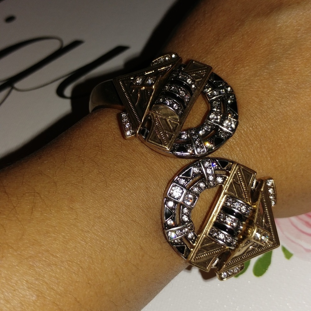 Amulet Hinged Statement